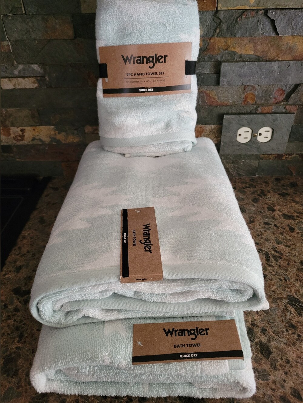 Wrangler Canyon Ranch Blue Mint & White 2pc Hand Towel Set + 2 Bath Towel NEW